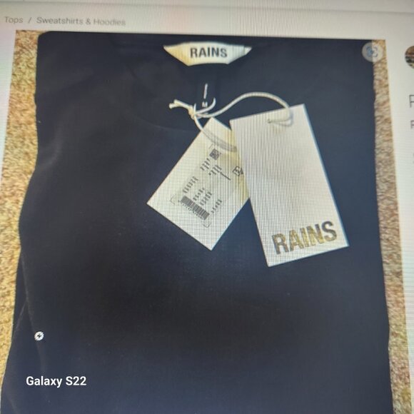 Rains Fleece Black Sweatshirt. NWT. Size Medium - Picture 4 of 7